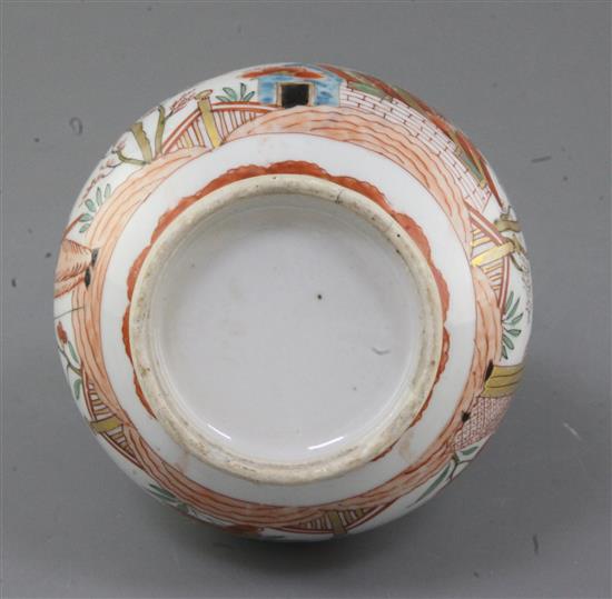 A Chinese export bottle vase, c.1700, height 22.5cm